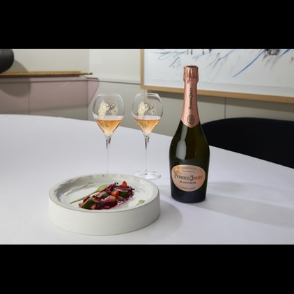 View Perrier Jouet Blason Rose Champagne 75cl number 1