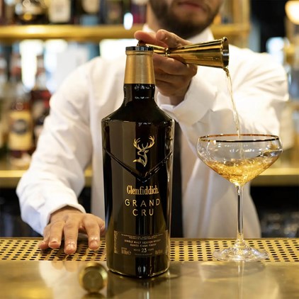View Glenfiddich Grand Cru 23 Year Old With 2 Gift Boxed Branded Glasses number 1