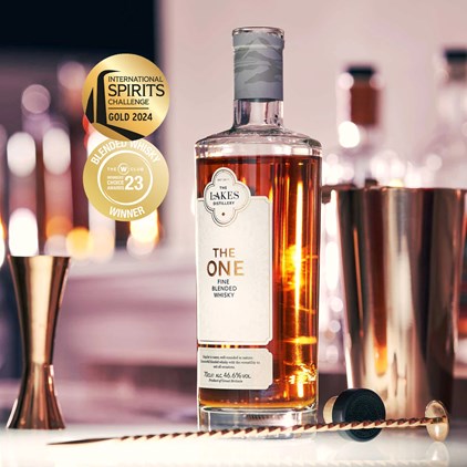 View Lakes The One Signature Blended Whisky 70cl Nibbles Hamper number 1