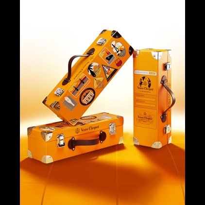 View Veuve Clicquot Trunk Box 75cl number 1