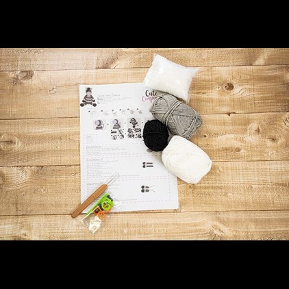 View Threaders Cute Companions Crochet Kit - Zack the Zebra number 1