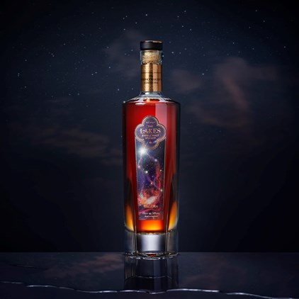 View The Lakes Whiskymakers Edition Galaxia Single Malt Whisky 70cl number 1