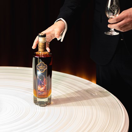 View The Lakes Whiskymakers Edition Galaxia Single Malt Whisky 70cl number 1