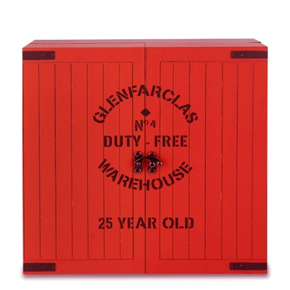 View Glenfarclas 25 Year Old Glasses and Jug Gift Set Whisky 70cl number 1