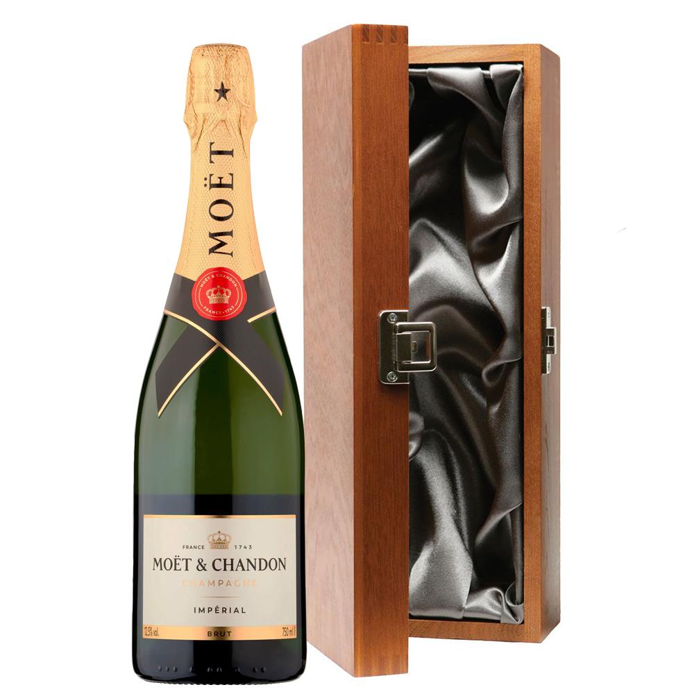 Luxury Gift Boxed Moet & Chandon Brut Champagne 75cl