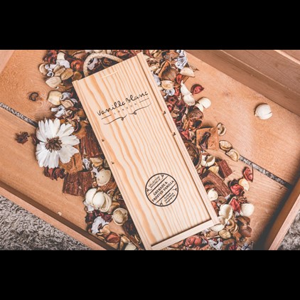 View Vanilla Blanc La Collection Naturelle Diffuser Gift Set - Grenade & Frosted Vanilla number 1