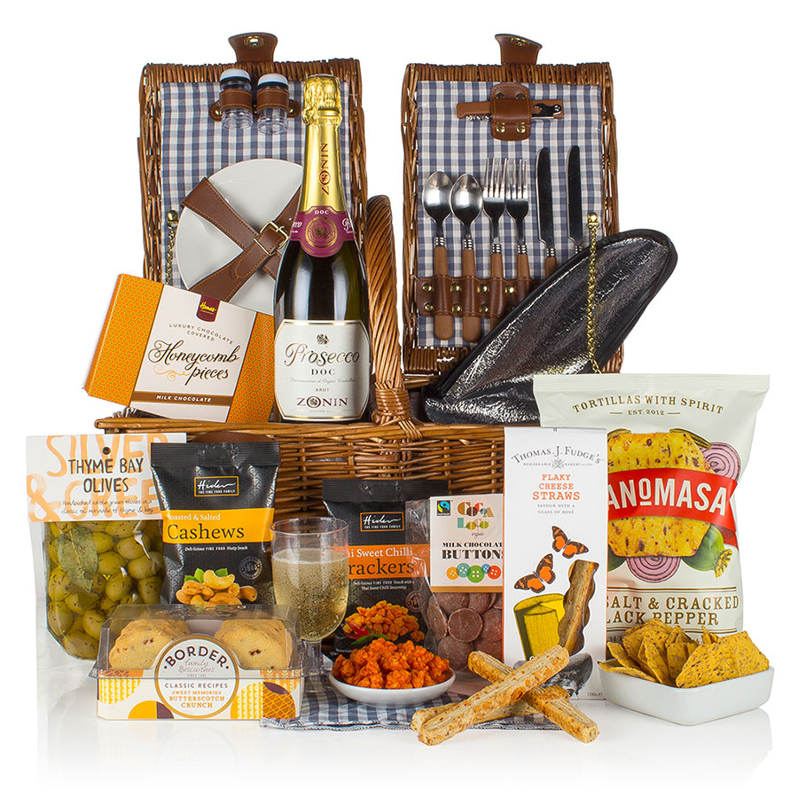 The Luxury Picnic Basket Buy online for UK nationwide delivery