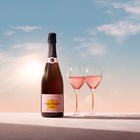 View Veuve Clicquot Rose Champagne 75cl number 1