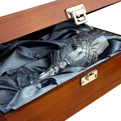 View Head over Heels Cabernet Merlot 75cl Red Wine In Luxury Box With Royal Scot Wine Glass number 1