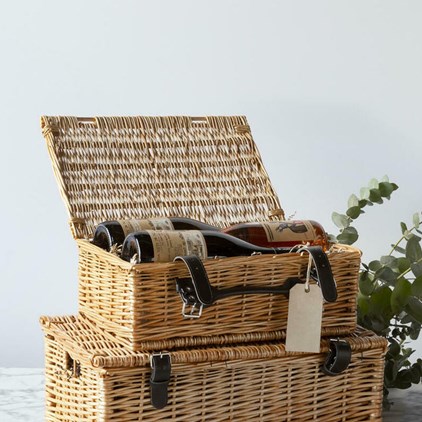 View The Lakes Pink Grapefruit Gin 70cl Duo Hamper (2x70cl) number 1