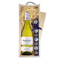 Buy Brancott New Zealand Sauvignon Blanc 75cl White Wine & Truffles, Wooden Box