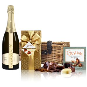 Buy Chandon Brut Sparkling Wine 75cl And Chocolates Hamper
