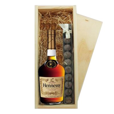 Send Hennessy Vs 3star Cognac Truffles Wooden Box