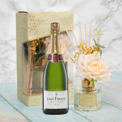 Buy Jules Feraud Brut 75cl With Magnolia & Mulberry Desire Floral Diffuser