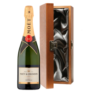 Buy Luxury Gift Boxed Moet And Chandon Brut Champagne 75cl