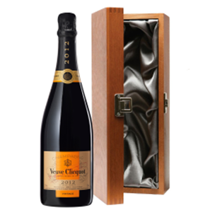 Buy Luxury Gift Boxed Veuve Clicquot Vintage 2015 Champagne 75cl
