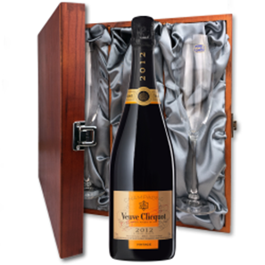 Buy Veuve Clicquot Vintage 2015 Champagne 75cl And Flutes In Luxury Presentation Box