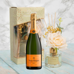 Buy Veuve Clicquot Yellow Label Brut 75cl With Magnolia & Mulberry Desire Floral Diffuser